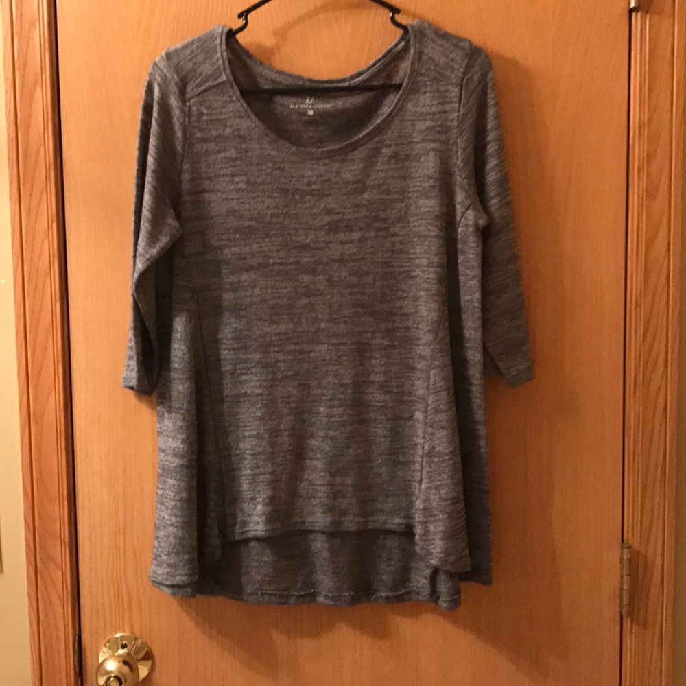 New York & Company long sleeve top